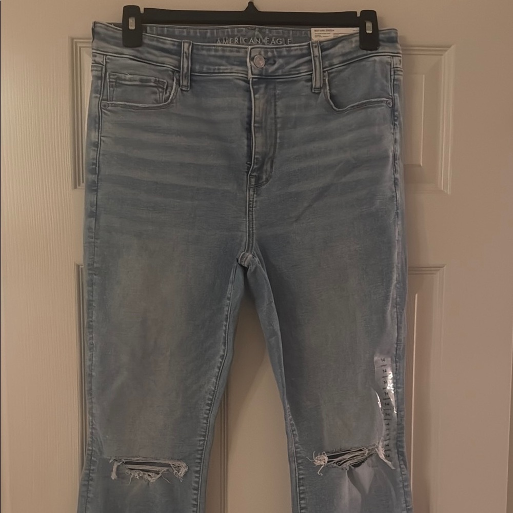 American Eagle Outfitters Women's Light Blue Distressed Jeans